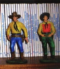 Estatuetas de Tex e Kit Willer