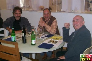 Manlio Truscia e Giancarlo Malagutti com Júlio Schneider e os desenhos de Tex e Adam