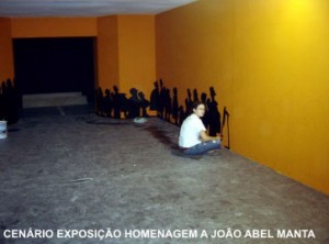 Cenário Exposição Homenagem a João Abel Manta