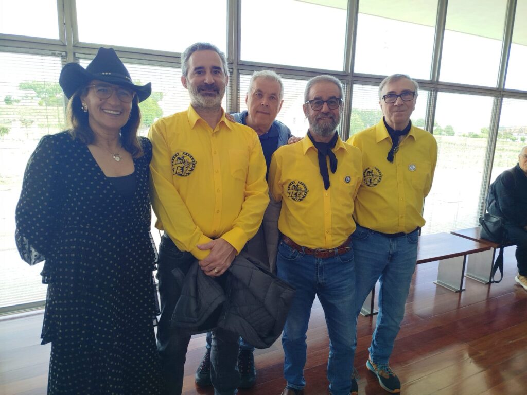 AUTORES, FÃS E COLECIONADORES ESTIVERAM EM ANADIA NA 11ª MOSTRA DO CLUBE TEX PORTUGAL