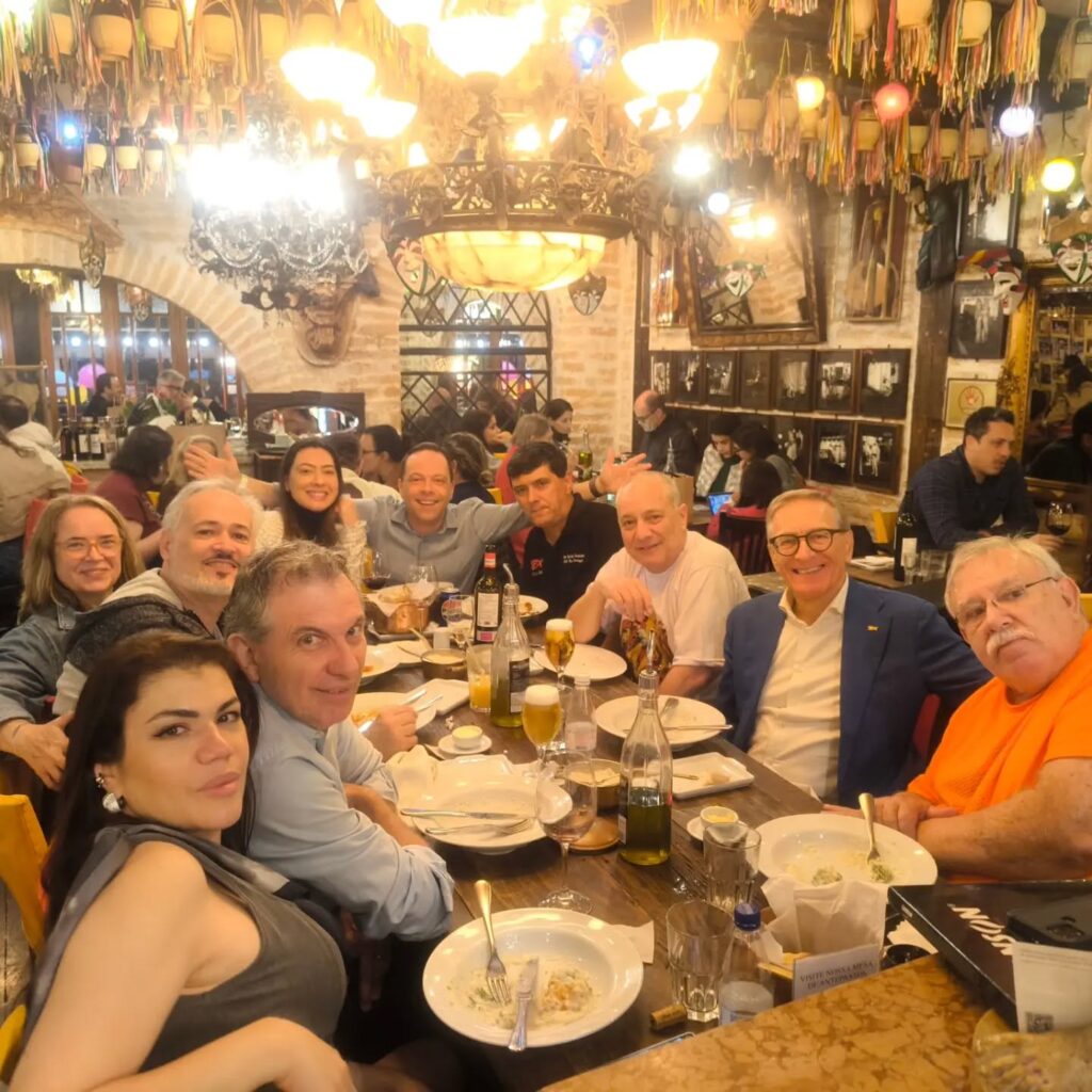 Momentos de lazer de Fabio Civitelli (e de José Carlos Francisco) no Brasil (2026)